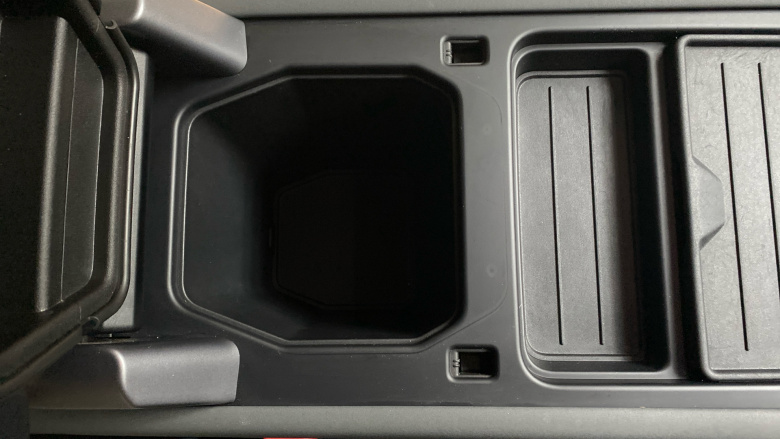 Land Rover Defender 3.0 D200 S 90 3dr Auto Diesel Estate